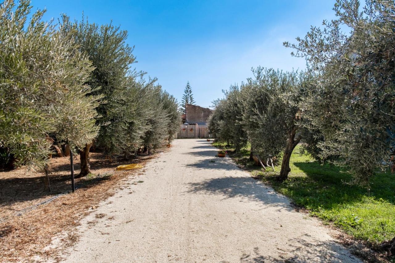 Villa Tra Mare E Ulivi Lido di Noto Exterior photo